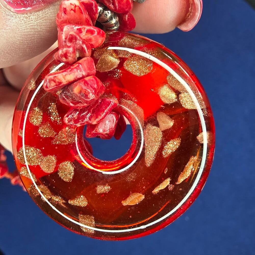 Vintage Red Blown Glass Pendant Stone Beaded Necklace Gold Tone 506 - Picture 9 of 11